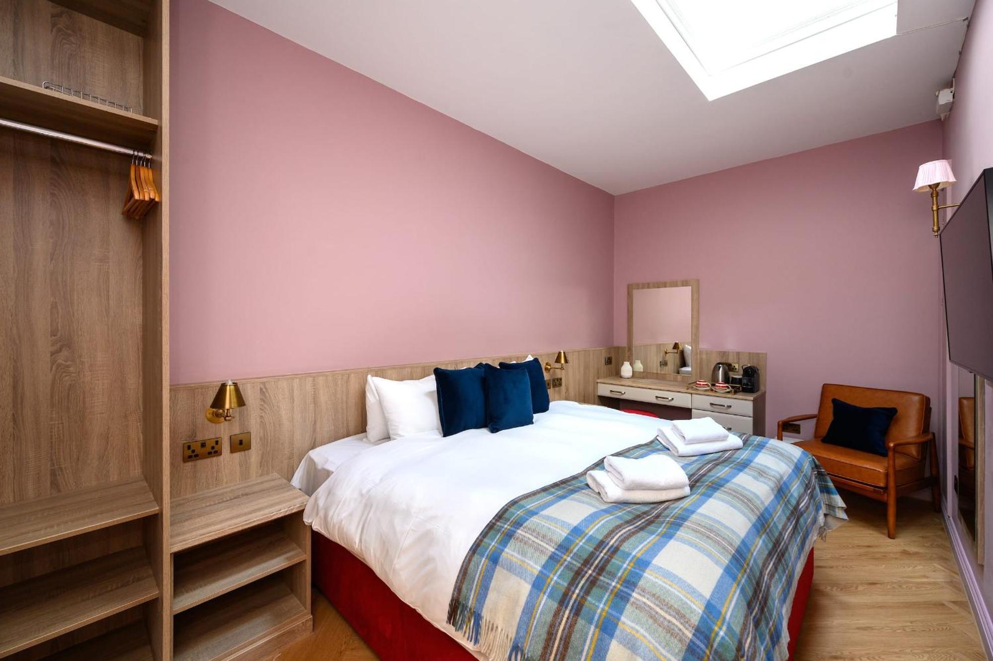 Queen Charlotte Guesthouse Edimburgo Exterior foto
